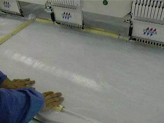 電腦繡花當(dāng)中平繡的開位步驟