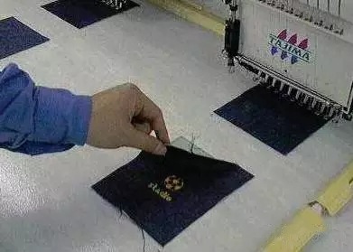 電腦繡花當(dāng)中平繡的開位步驟