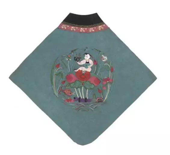 中國古代女子的內(nèi)衣中傳承的湘繡文化