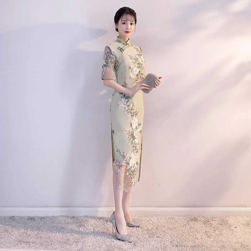 繡花旗袍裙，方寸之間心盡顯女人之美