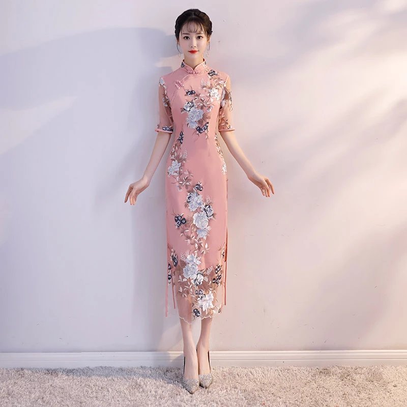 繡花旗袍裙，方寸之間心盡顯女人之美